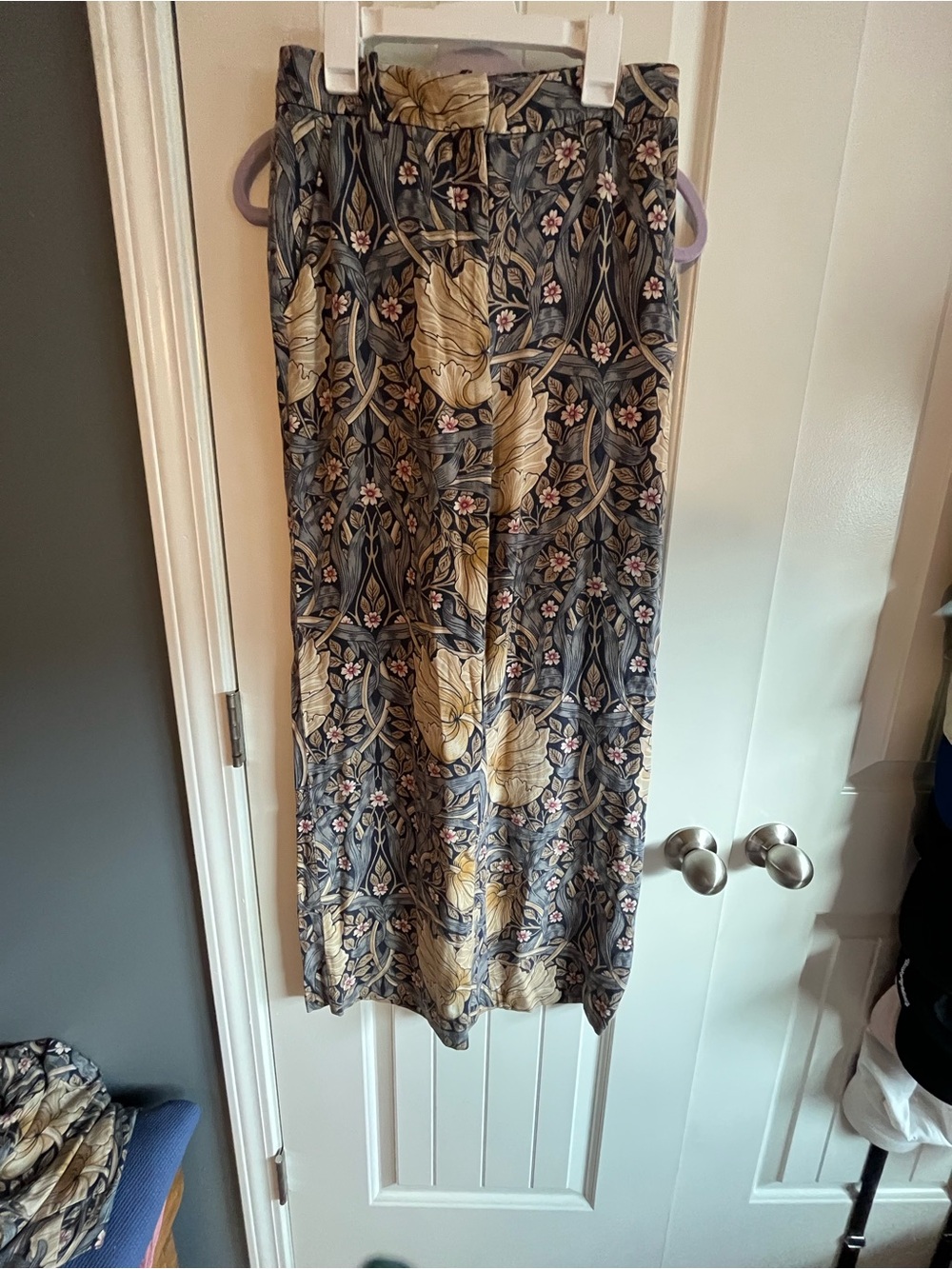 Morris & Co by H&M Floral Wide-Leg Trousers in Navy and Gold